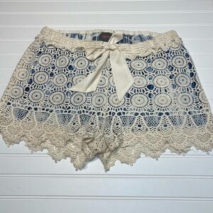 Forcynthia beachwear High Waist Cream Lace Trim Shorts size L  100% cotton